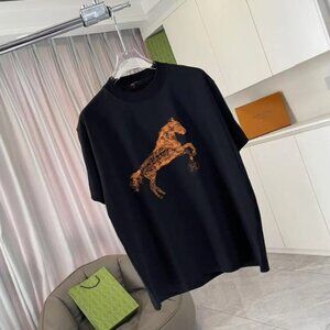 Streetwear Black Tee - Abstract Horse Print Short Sleeve  Shirt